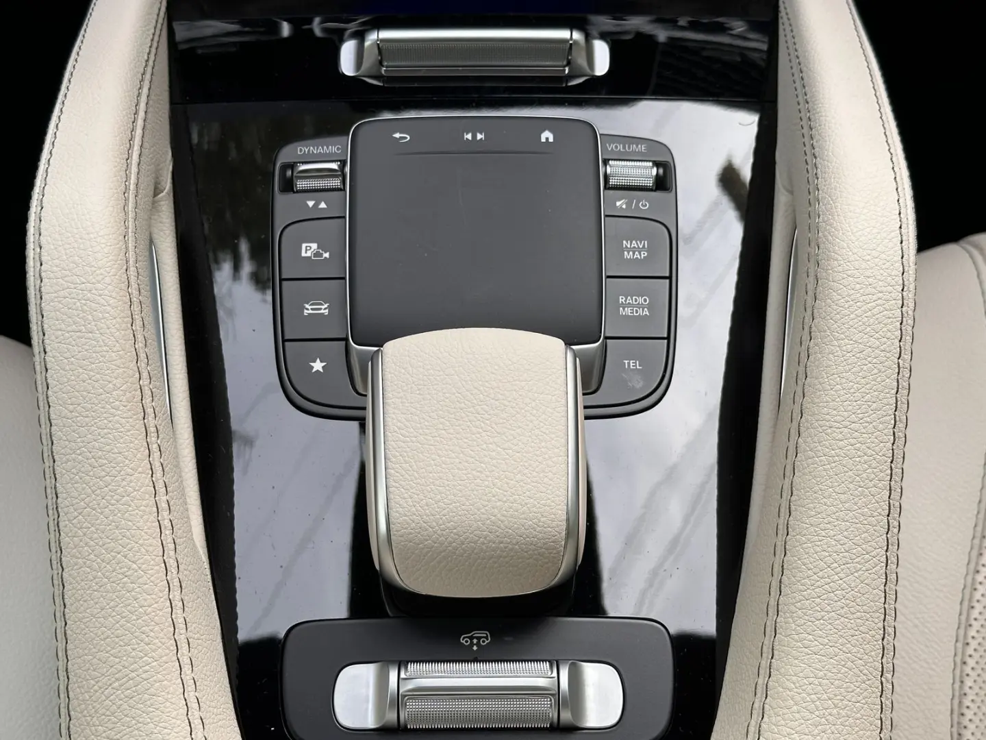 GLE 450 D AMG Night designo LED Pano Standheizu.