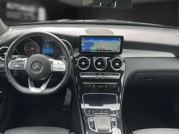 GLC 300 e AMG Coupe 19 STHZG Kamera Night Alcant