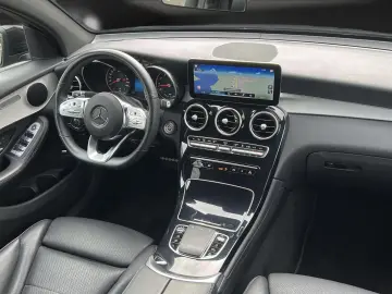 GLC 300 e AMG Coupe 19 STHZG Kamera Night Alcant