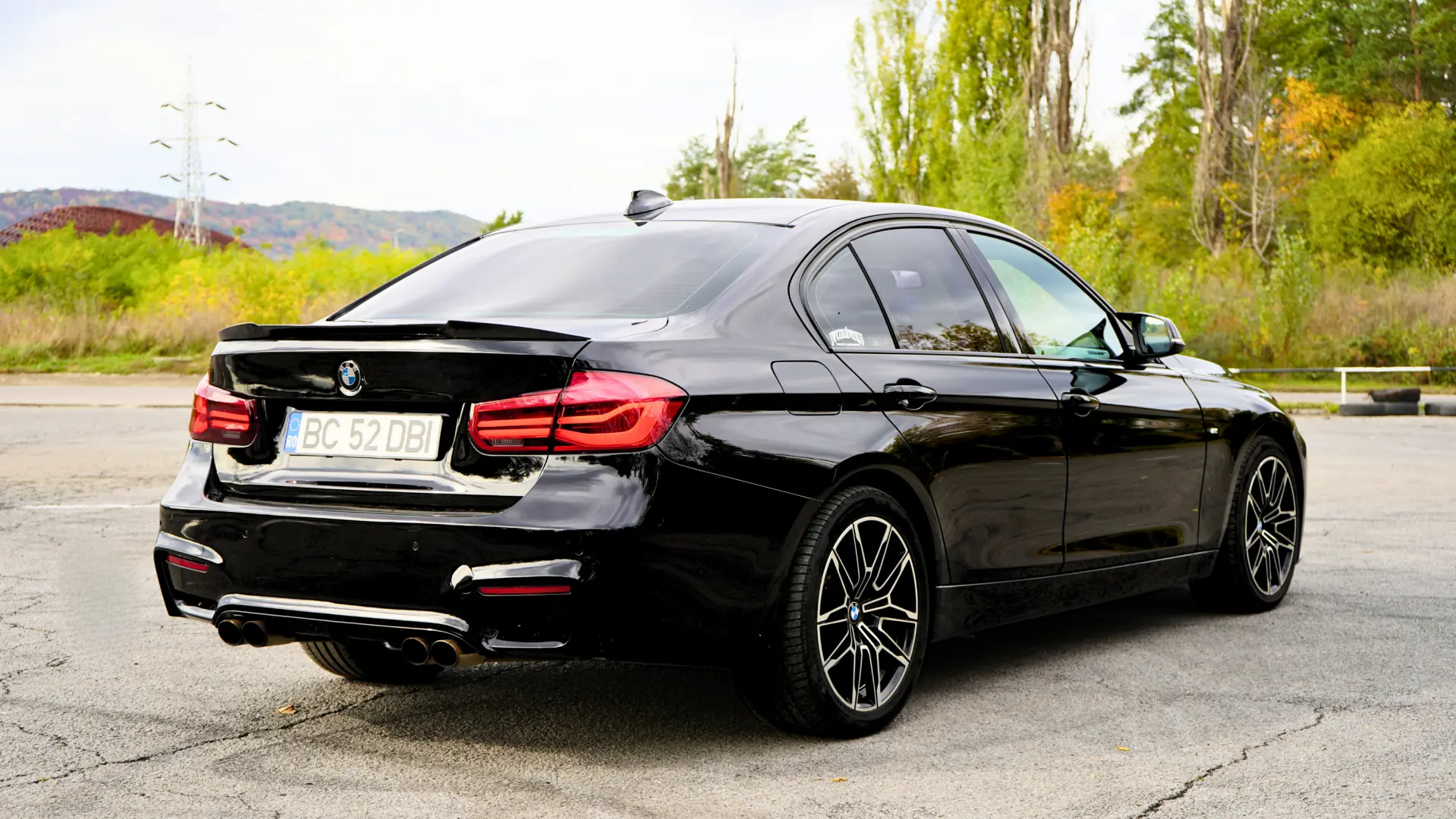 BMW 330