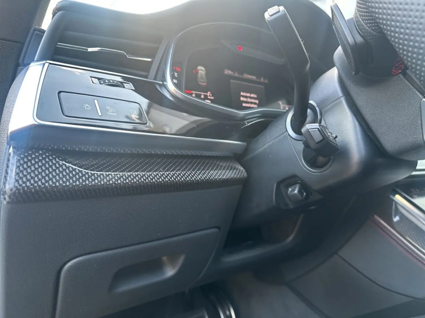 Q8 50 TDI quattro competition  23  Carbon B&O