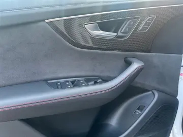 Q8 50 TDI quattro competition  23  Carbon B&O