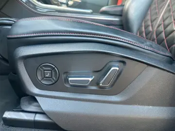 Q8 50 TDI quattro competition  23  Carbon B&O