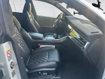 Q8 50 TDI quattro competition  23  Carbon B&O
