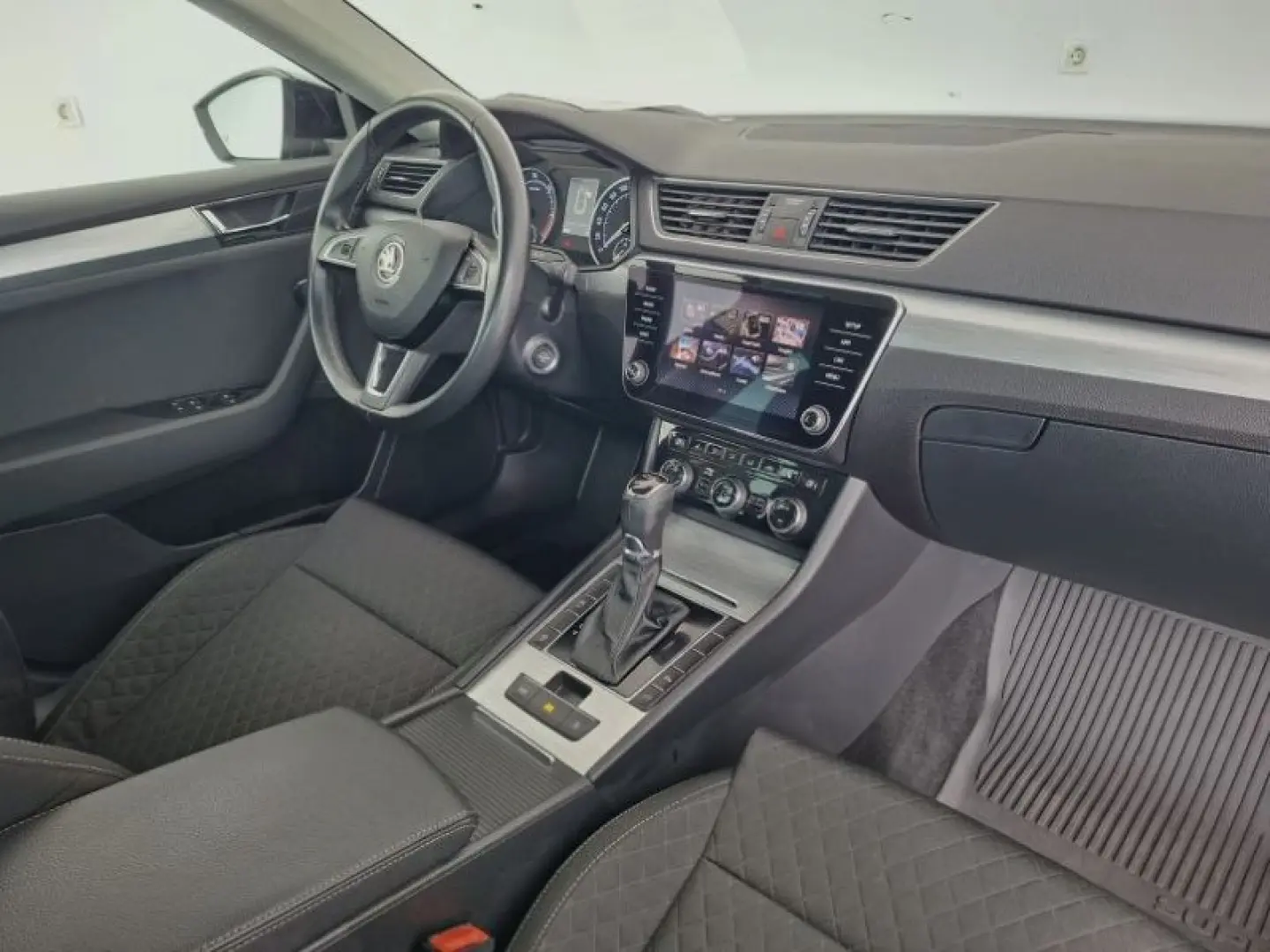 SKODA SUPERB 2.0 TDI 190CP Ambition DSG