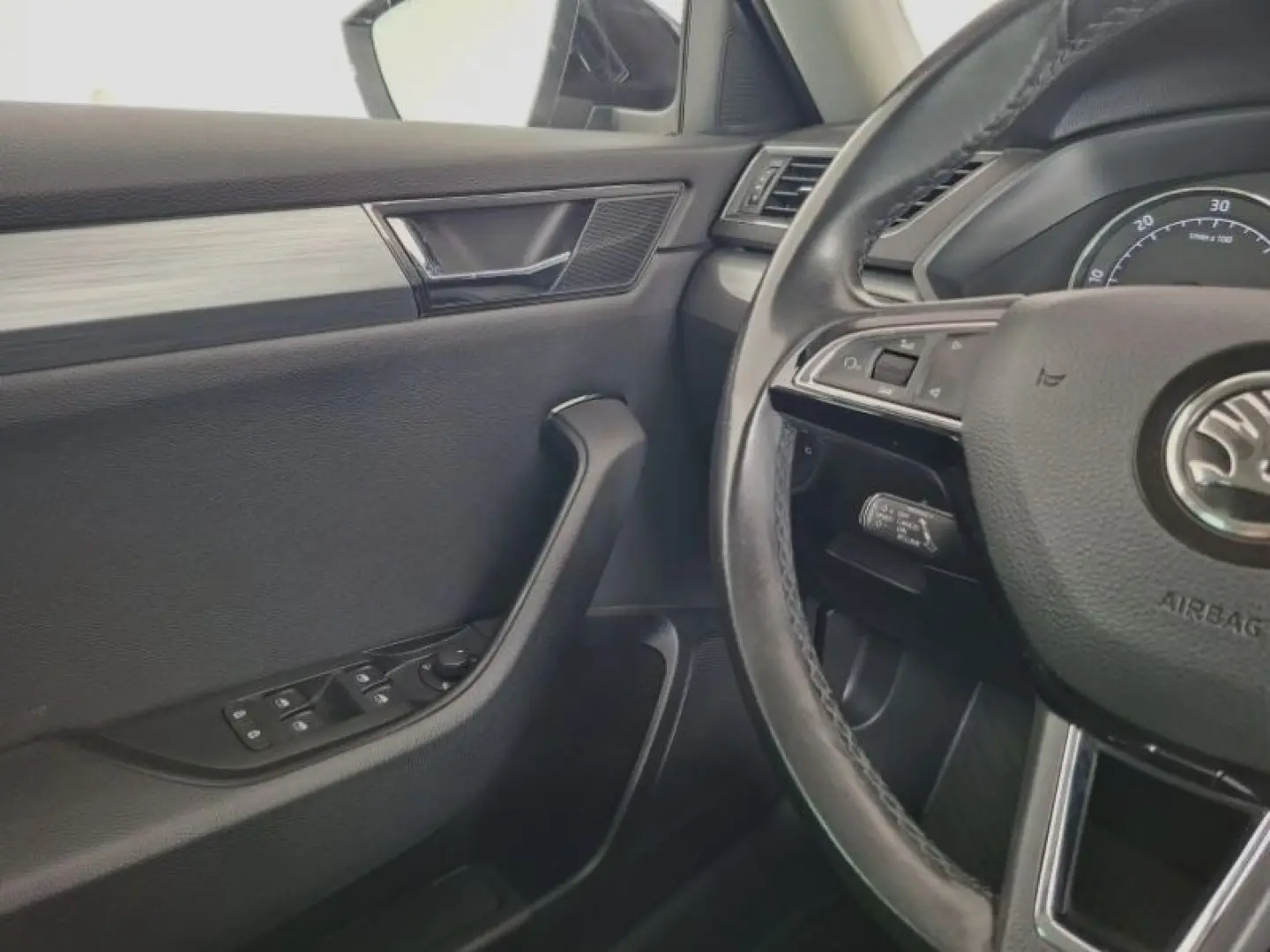 SKODA SUPERB 2.0 TDI 190CP Ambition DSG