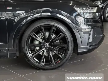 Q8 SUV S-LINE HD-MATRIX STANDH PANO LUFT RAUTE