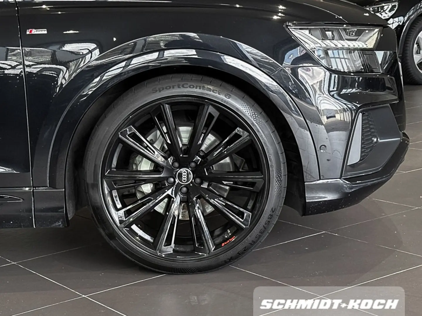 Q8 SUV S-LINE HD-MATRIX STANDH PANO LUFT RAUTE