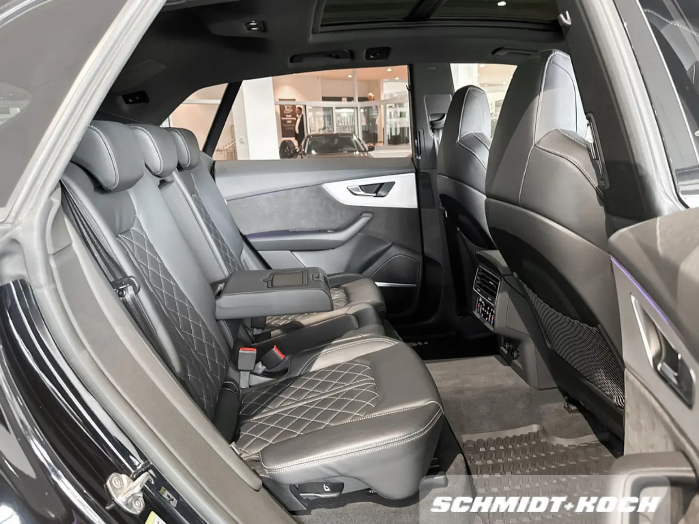 Q8 SUV S-LINE HD-MATRIX STANDH PANO LUFT RAUTE