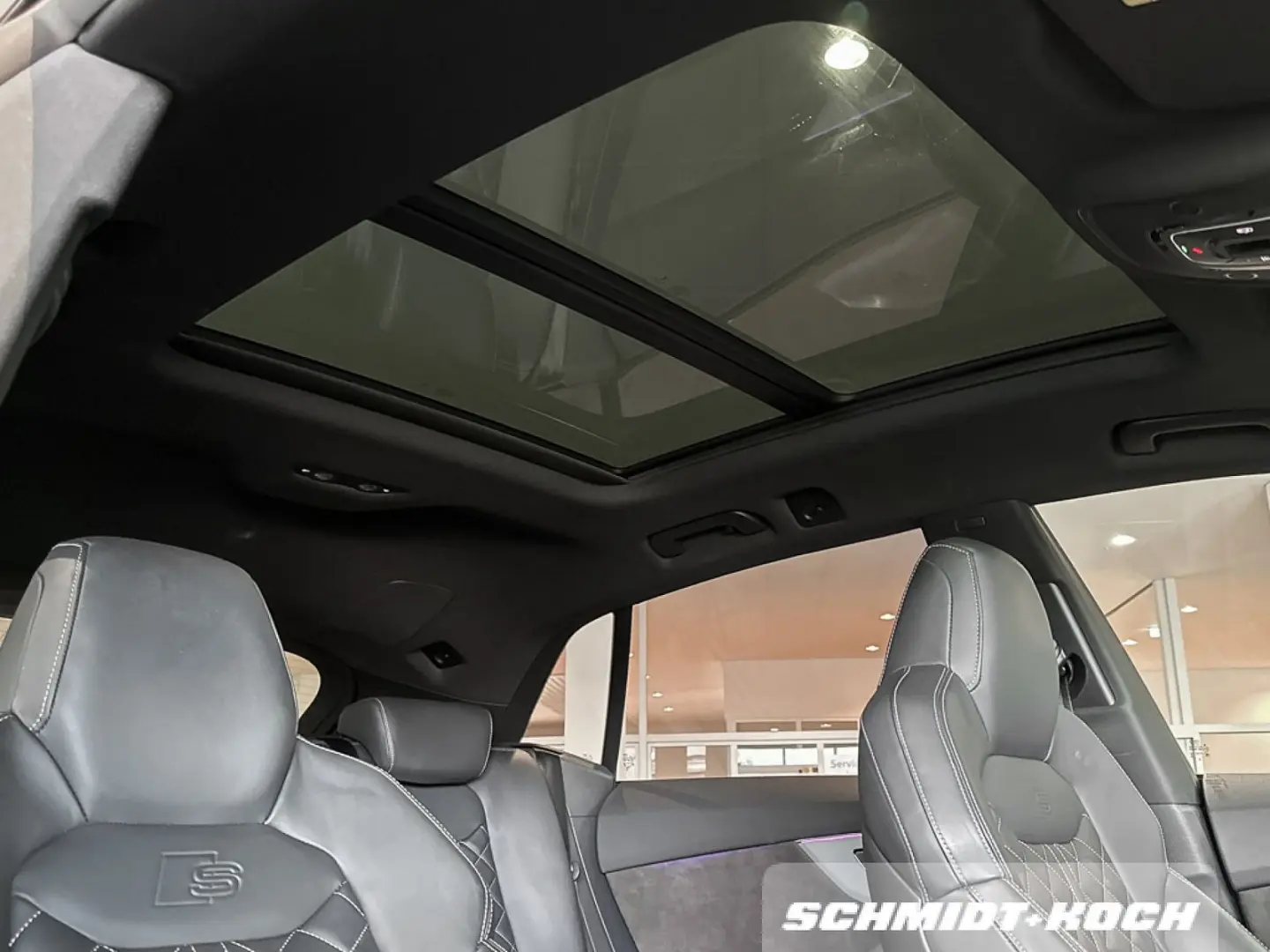 Q8 SUV S-LINE HD-MATRIX STANDH PANO LUFT RAUTE