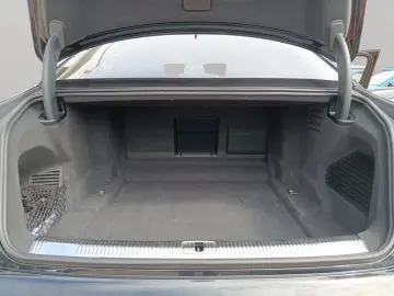 A8 3.0TDI quattro Leder HDMatrix Navi Pano