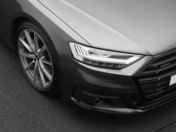 A8 50 TDI qu. tiptronic  ACC AHK PANO StdHz 21''