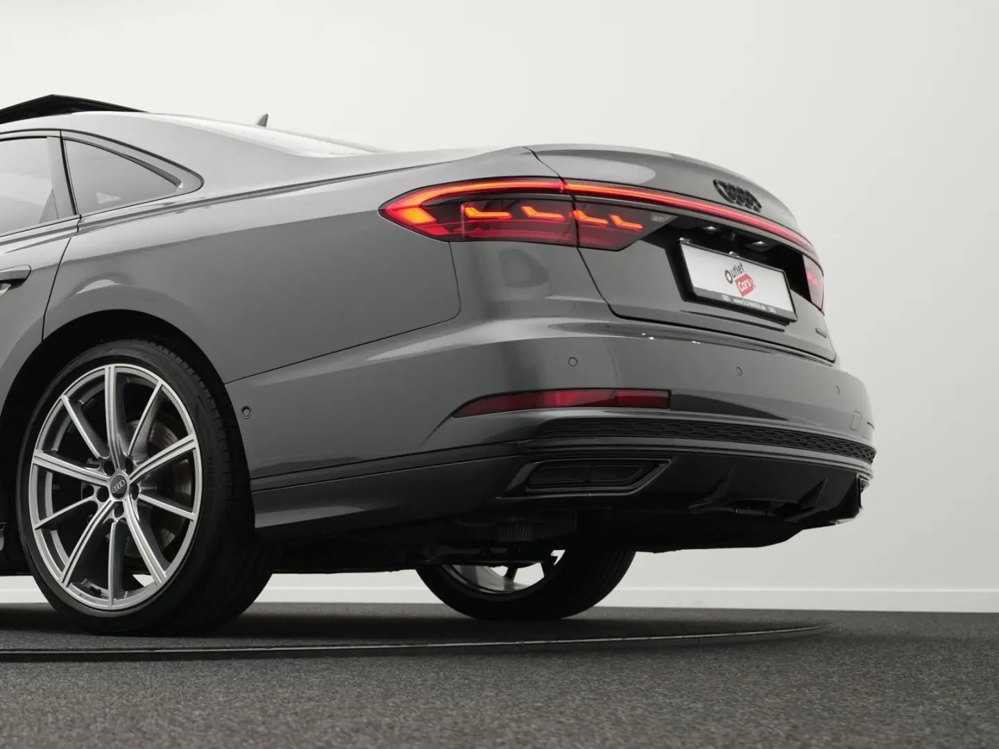 A8 50 TDI qu. tiptronic  ACC AHK PANO StdHz 21''
