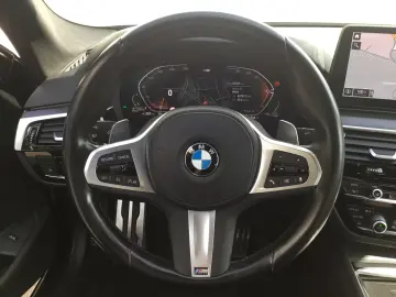 BMW 520 d M SPORT LCPROF STANDHZ