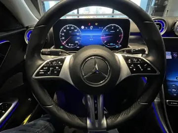 C 220 d  Avantgarde MBUX KAMERA AHK NAVI AUT SHZ