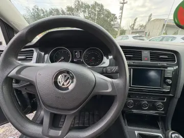 Volkswagen Golf 1.0 TSI Trendline