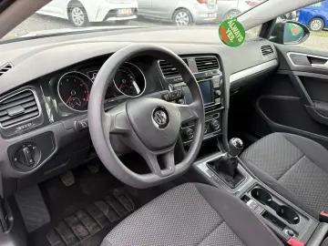 Volkswagen Golf 1.0 TSI Trendline