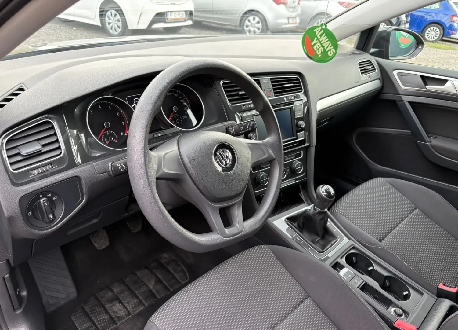 Volkswagen Golf 1.0 TSI Trendline