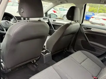 Volkswagen Golf 1.0 TSI Trendline