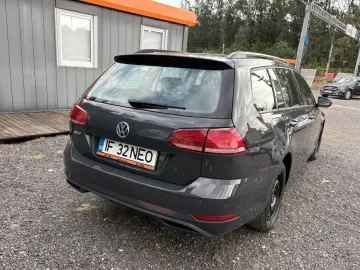 Volkswagen Golf 1.0 TSI Trendline