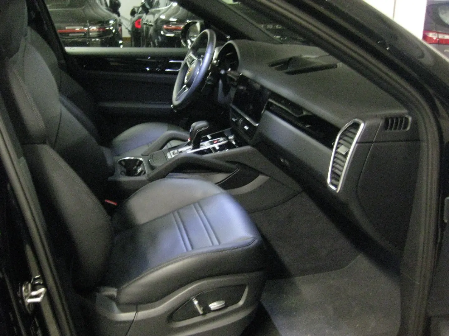 Cayenne Coupe E-Hybrid 21  luft kamera pano