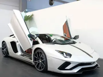 Lamborghini Aventador S CARBON LIFT AD PERSONAM CAM SERVICE