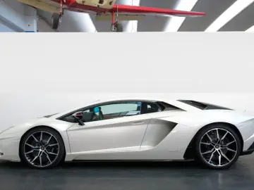 Lamborghini Aventador S CARBON LIFT AD PERSONAM CAM SERVICE