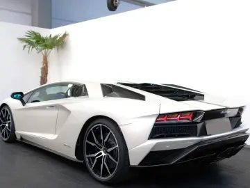 Lamborghini Aventador S CARBON LIFT AD PERSONAM CAM SERVICE