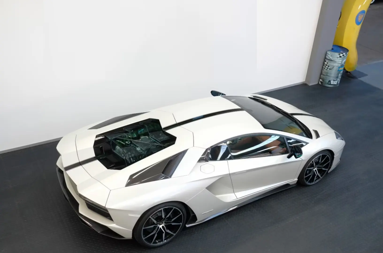 Lamborghini Aventador S CARBON LIFT AD PERSONAM CAM SERVICE