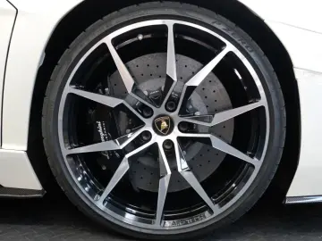 Lamborghini Aventador S CARBON LIFT AD PERSONAM CAM SERVICE