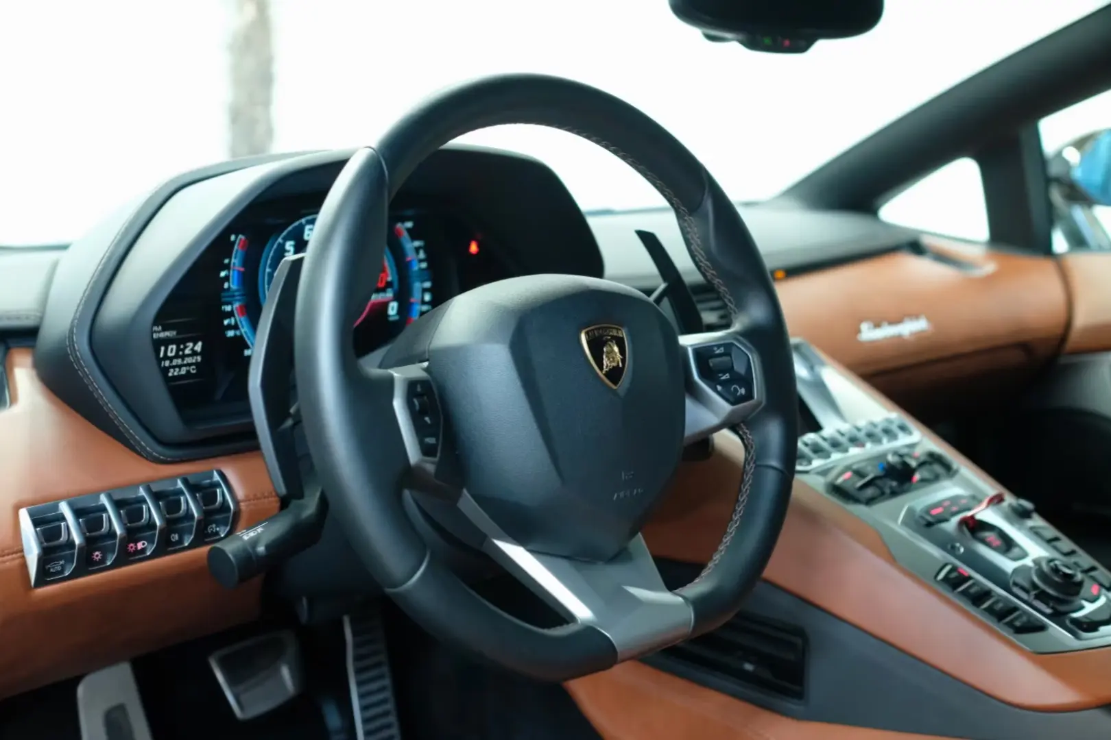 Lamborghini Aventador S CARBON LIFT AD PERSONAM CAM SERVICE