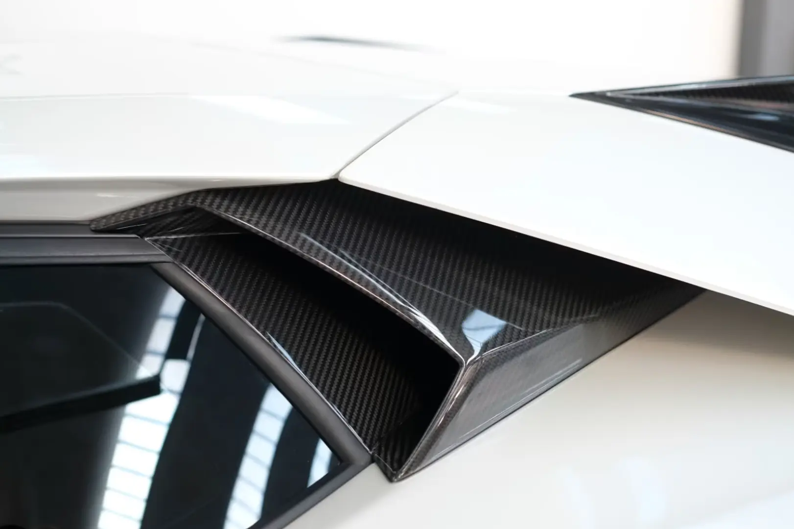 Lamborghini Aventador S CARBON LIFT AD PERSONAM CAM SERVICE