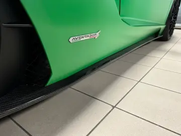 Lamborghini AVENTADOR S ROADSTER GREEN EXT&INT CARBON
