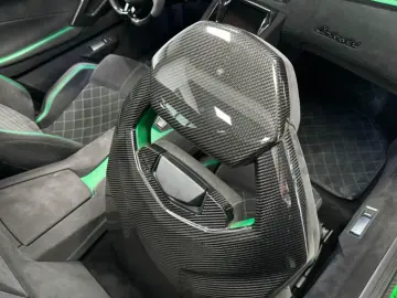 Lamborghini AVENTADOR S ROADSTER GREEN EXT&INT CARBON