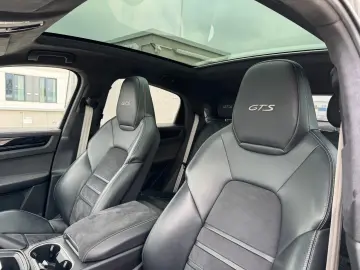 Cayenne Coupe GTS