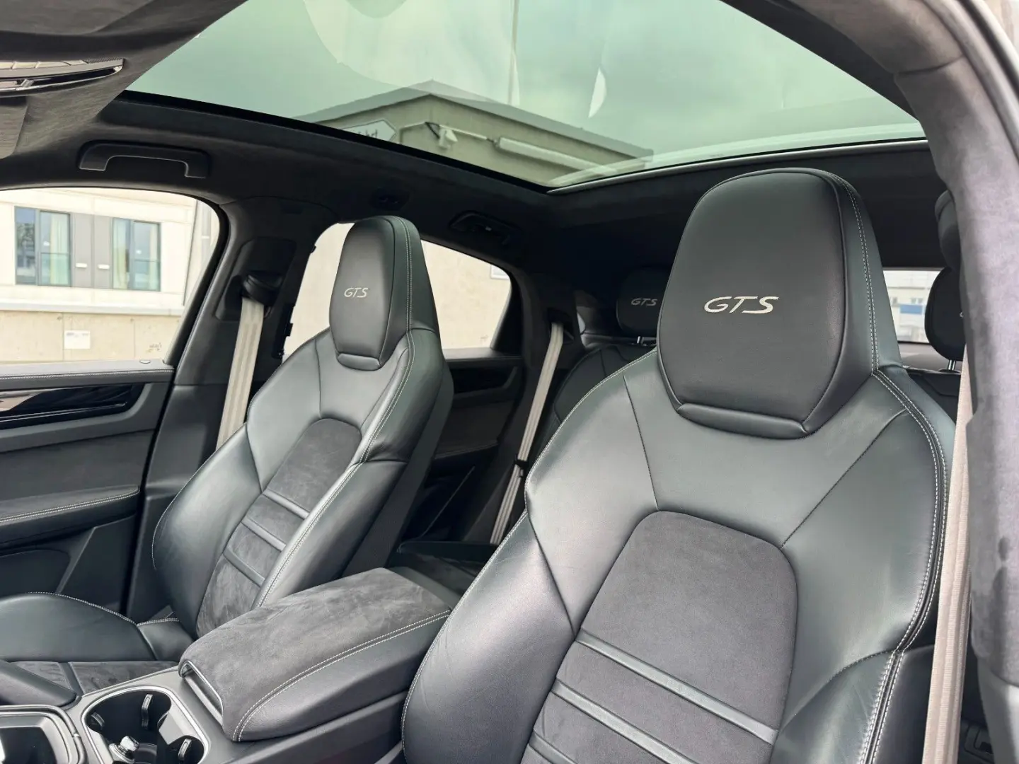 Cayenne Coupe GTS