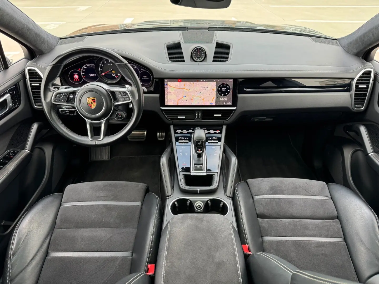 Cayenne Coupe GTS