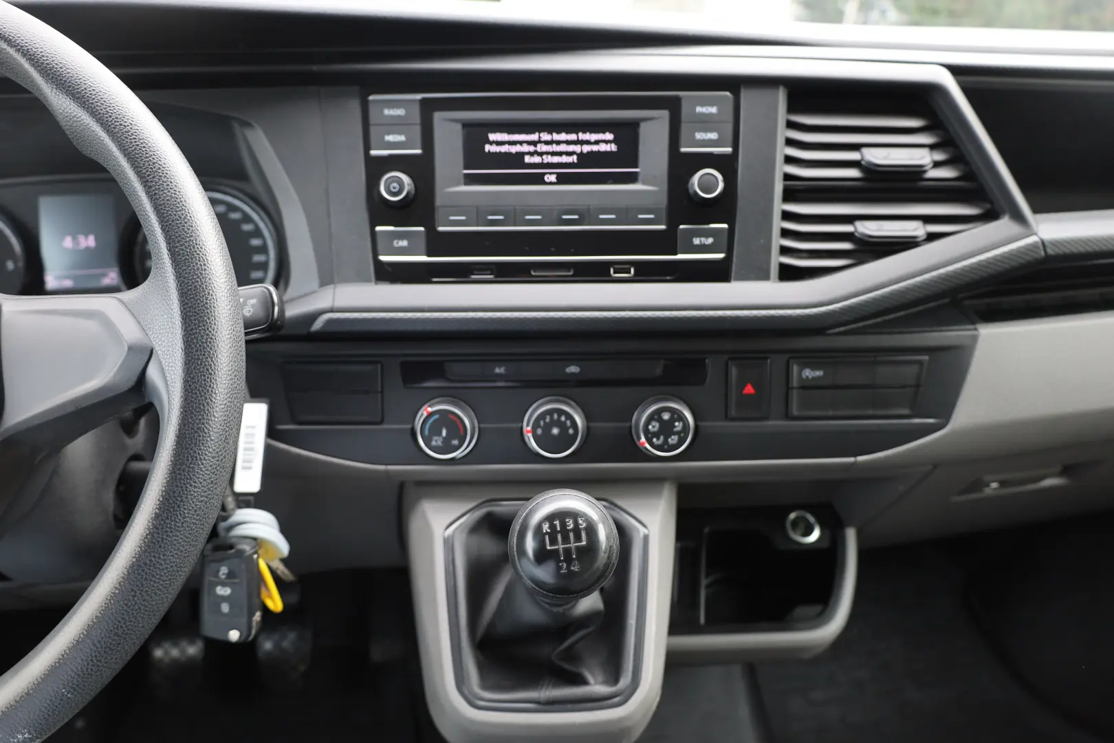 Volkswagen Transporter L2H1 2.0 110 CP
