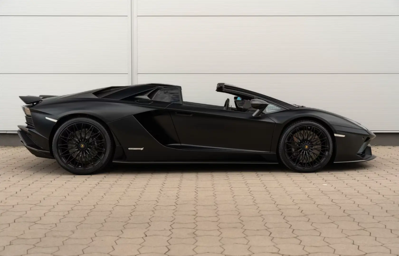 Lamborghini Aventador S Roadster Carbon Lift Park Assist DAB