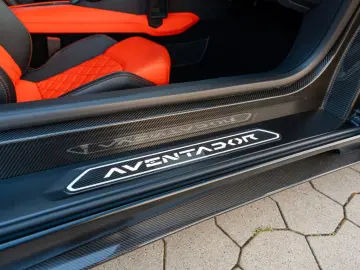 Lamborghini Aventador S Roadster Carbon Lift Park Assist DAB