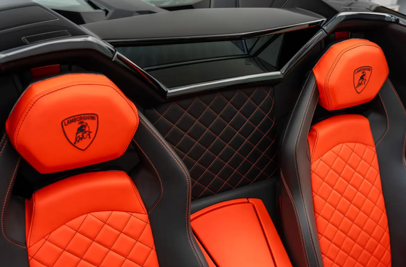 Lamborghini Aventador S Roadster Carbon Lift Park Assist DAB