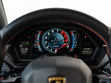 Lamborghini Aventador S Roadster Carbon Lift Park Assist DAB