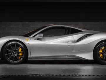 Ferrari 488 Pista GTB Pista - Ferrari Approved
