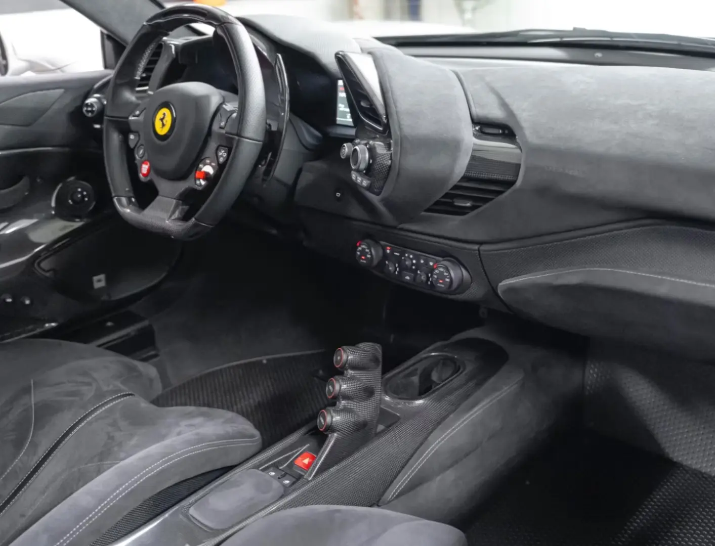 Ferrari 488 Pista GTB Pista - Ferrari Approved