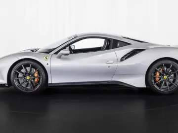 Ferrari 488 Pista