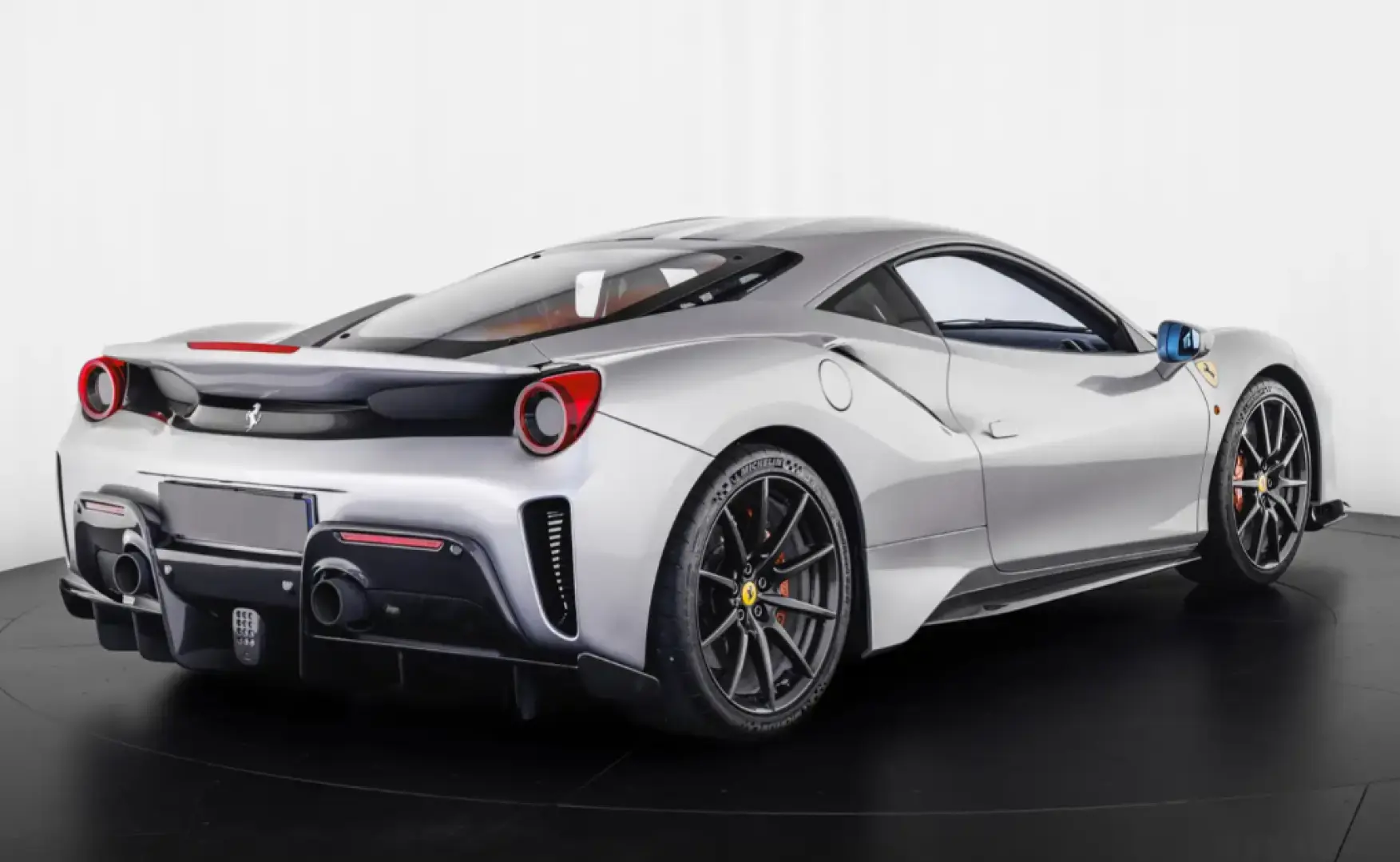 Ferrari 488 Pista