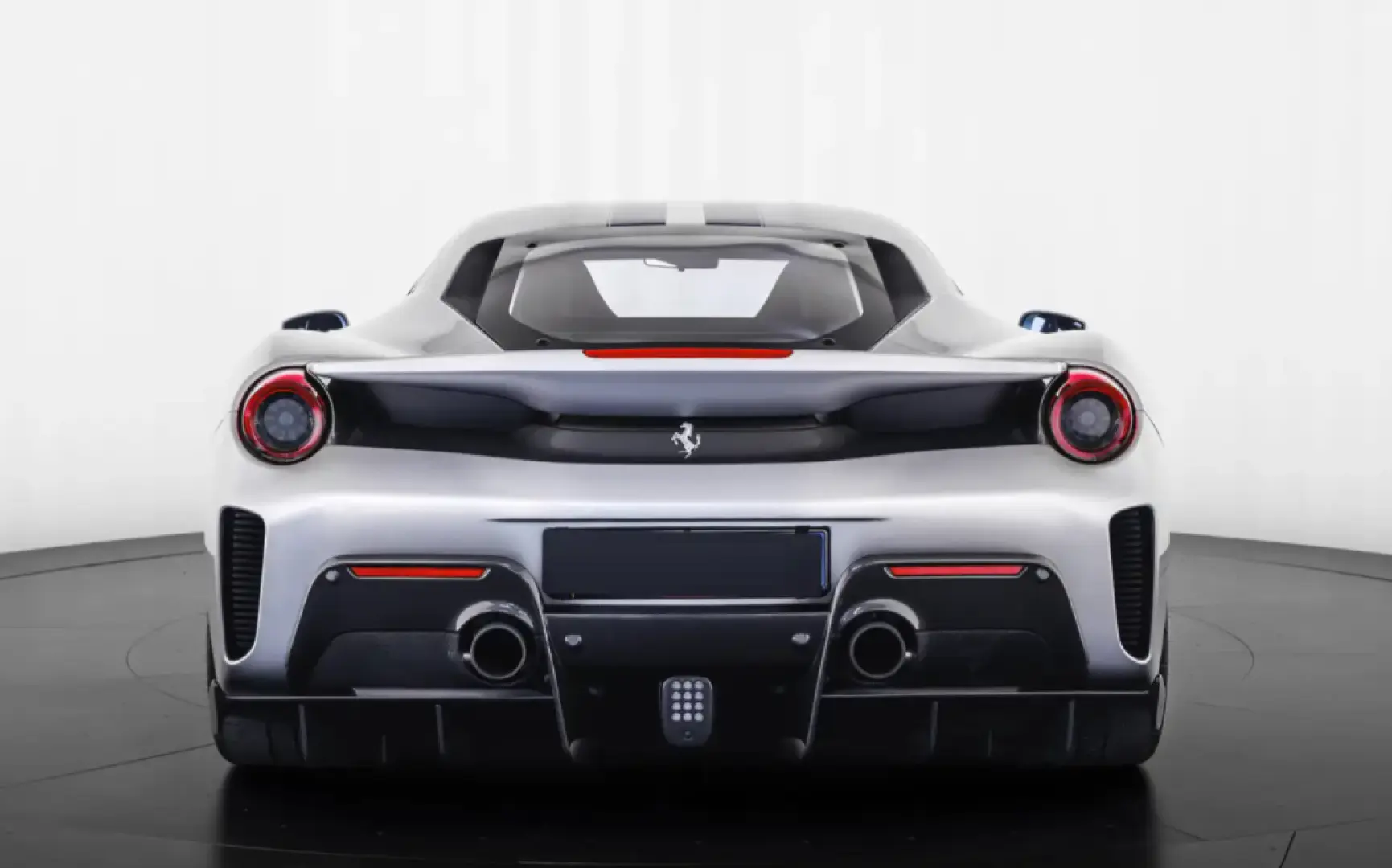 Ferrari 488 Pista