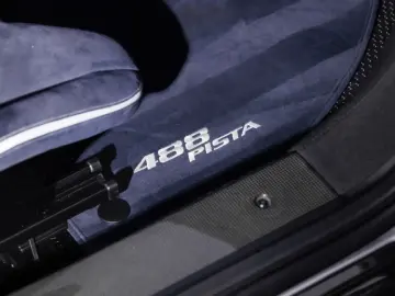 Ferrari 488 Pista