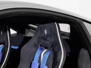 Ferrari 488 Pista