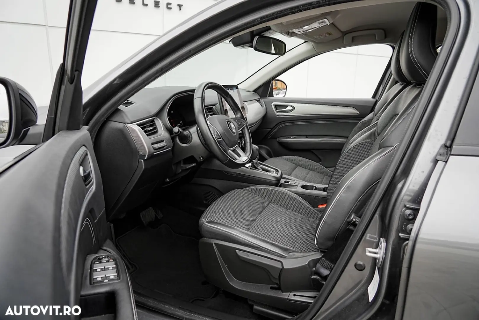 Renault Arkana MHEV 160 EDC Techno